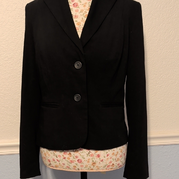 Nine & Co. Jackets & Blazers - Classic Black Women's Blazer; Double Button With Mini Pockets